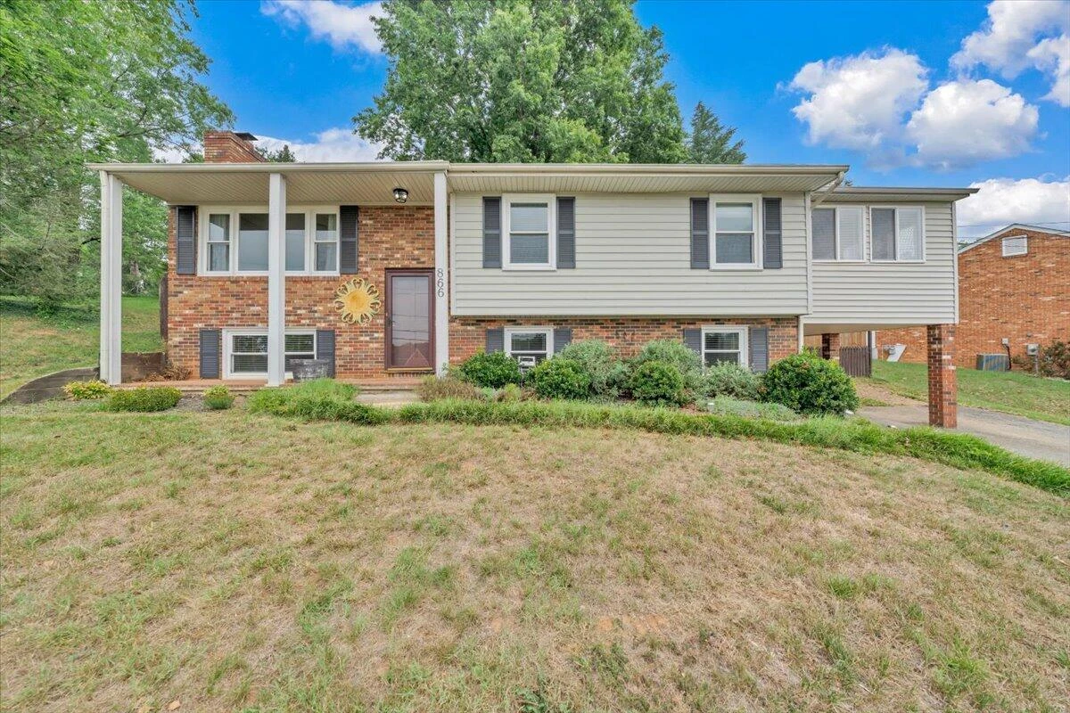 866 Peyton ST - Photo 43