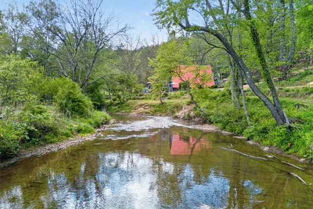 557 Burkes Ford RD, Dugspur, VA, 24325