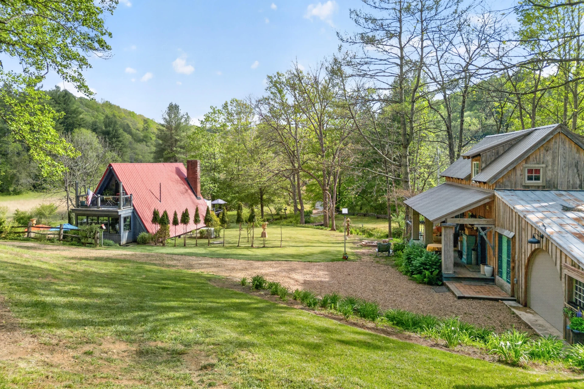 557 Burkes Ford RD #2 - Photo 2