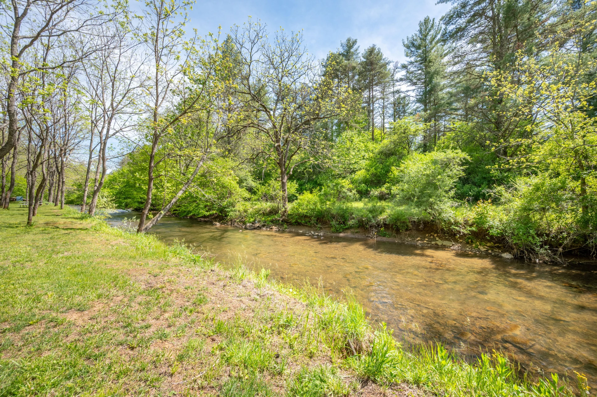 549 Burkes Ford RD - Photo 24