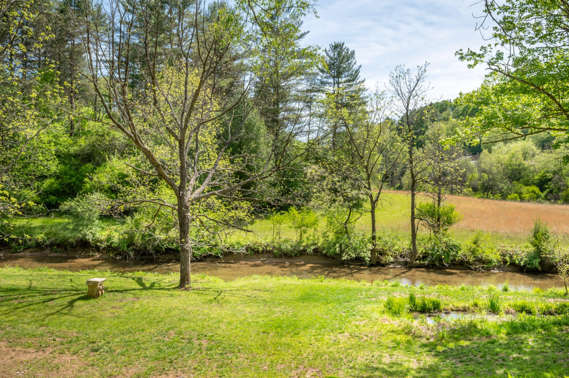549 Burkes Ford RD - Photo 38