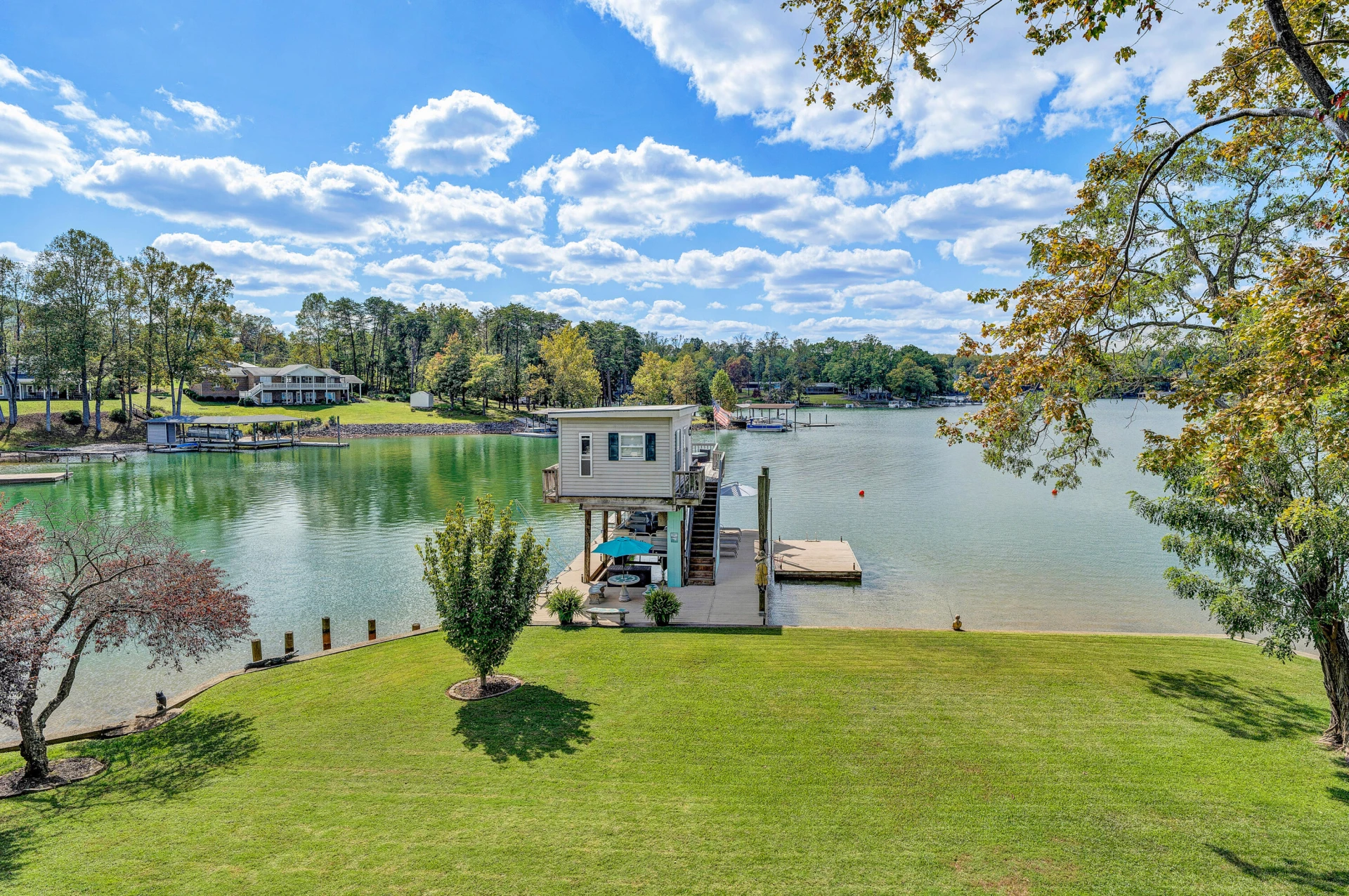 337 Emerald Pointe - Photo 4