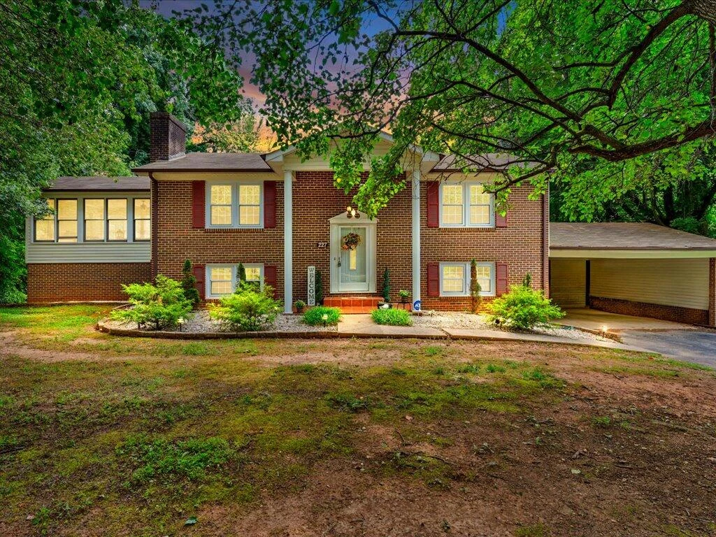 227 Vista View LN