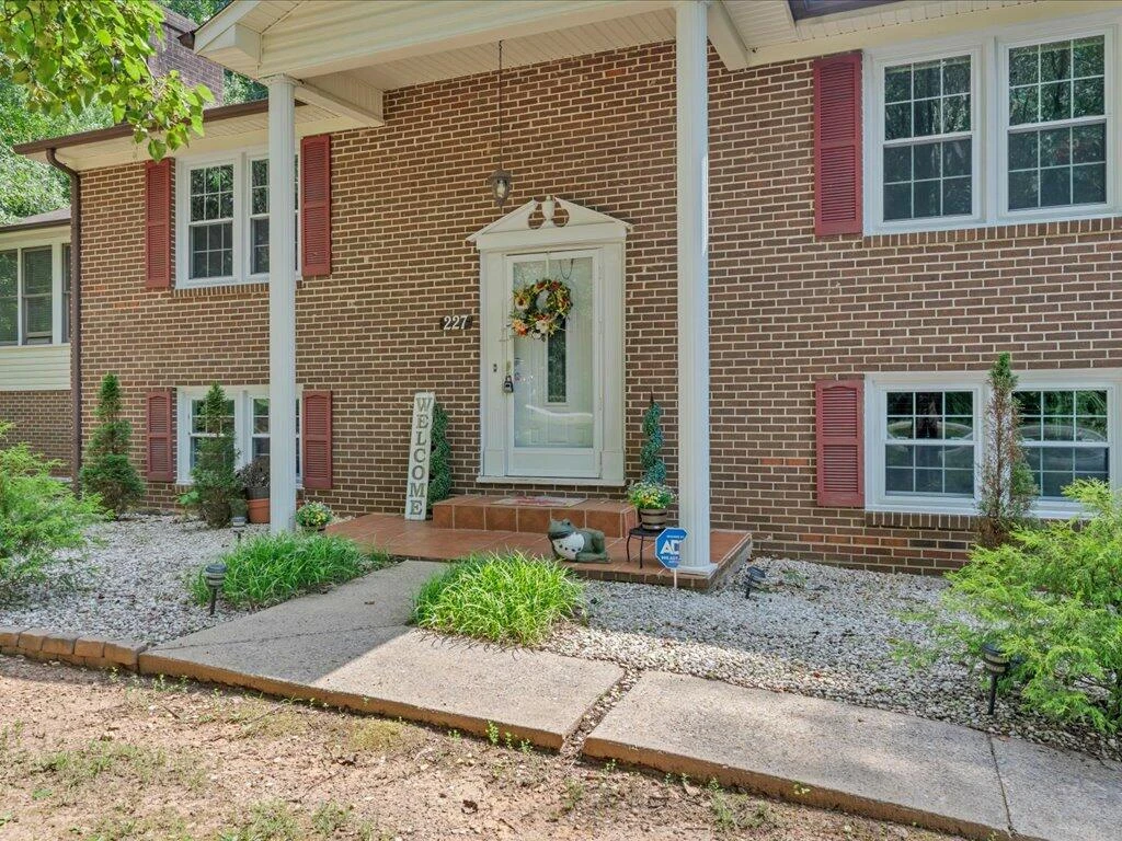 227 Vista View LN - Photo 4