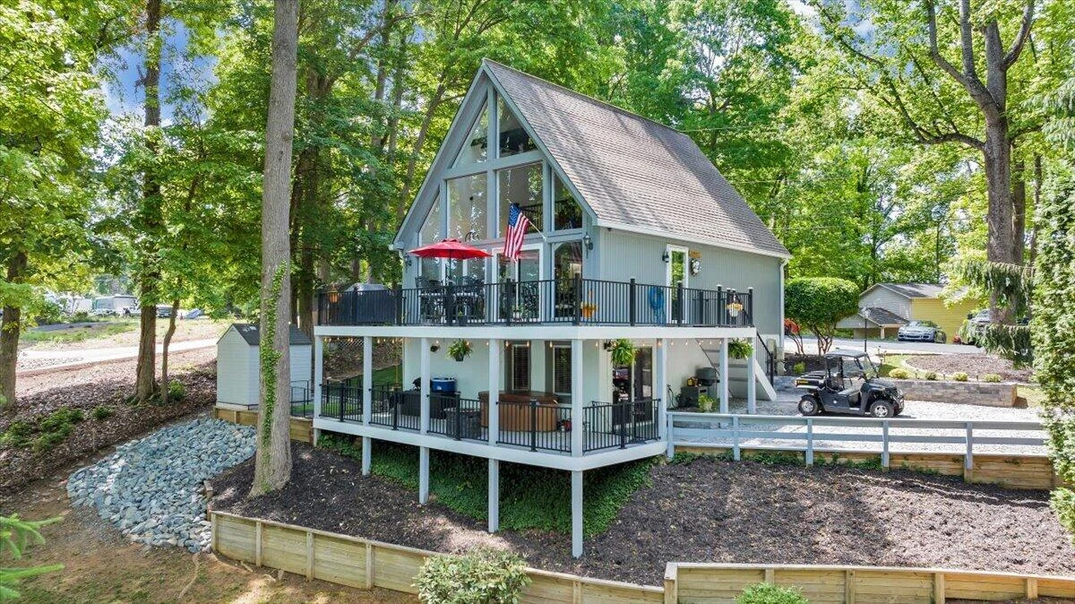 890 Long Island DR - Photo 3