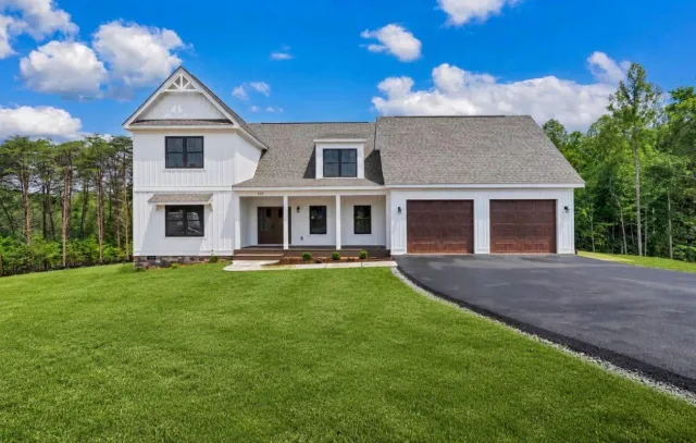 320 Windsor Castle DR, Moneta, VA, 24121
