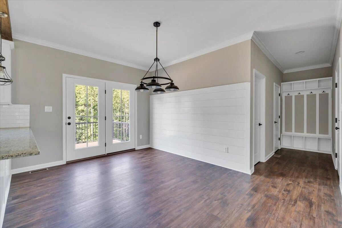 320 Windsor Castle DR - Photo 13