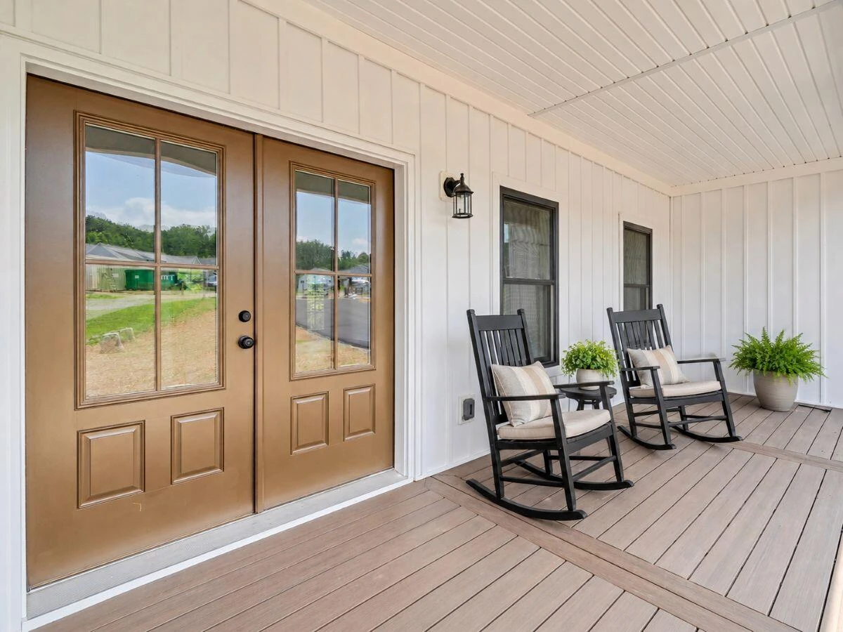 320 Windsor Castle DR - Photo 2