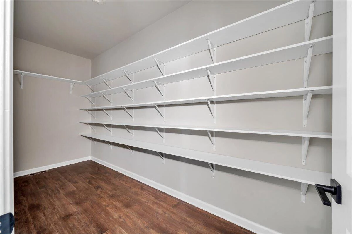 320 Windsor Castle DR - Photo 22