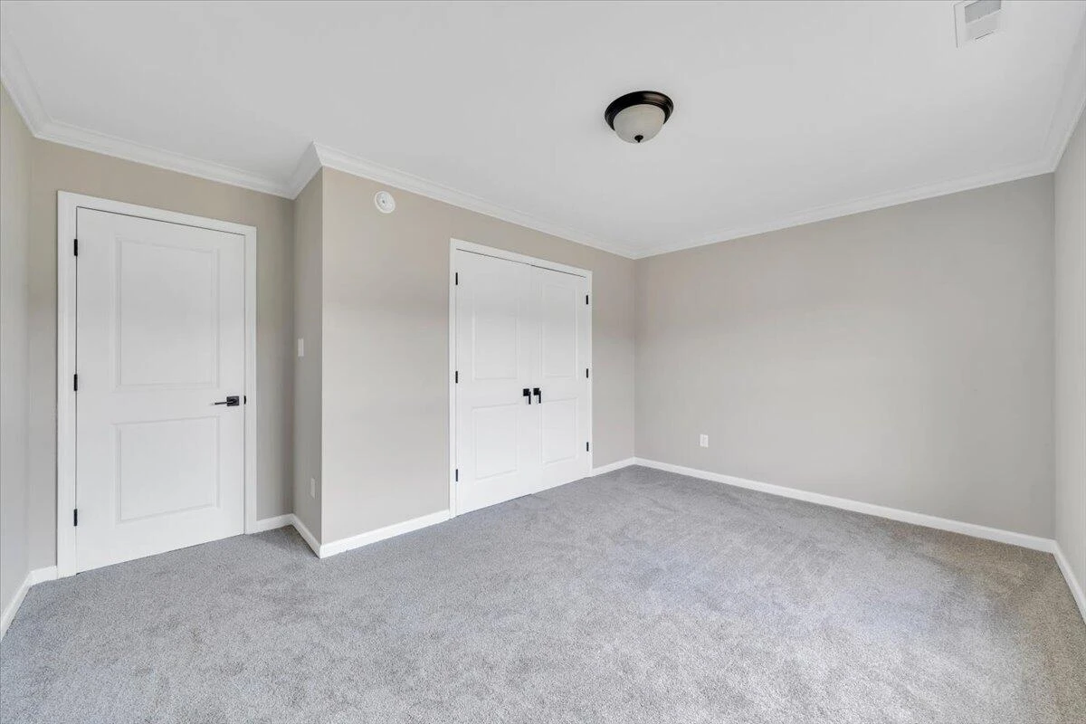 320 Windsor Castle DR - Photo 41