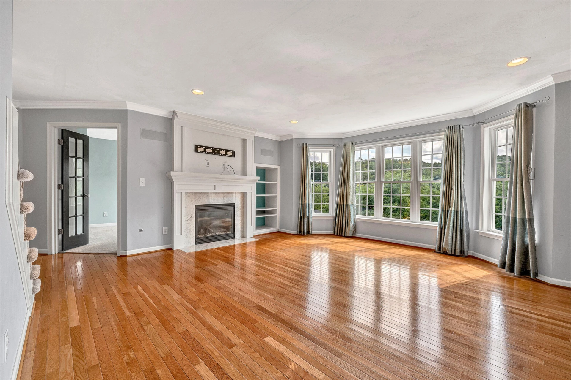 6316 Sandhurst DR - Photo 17