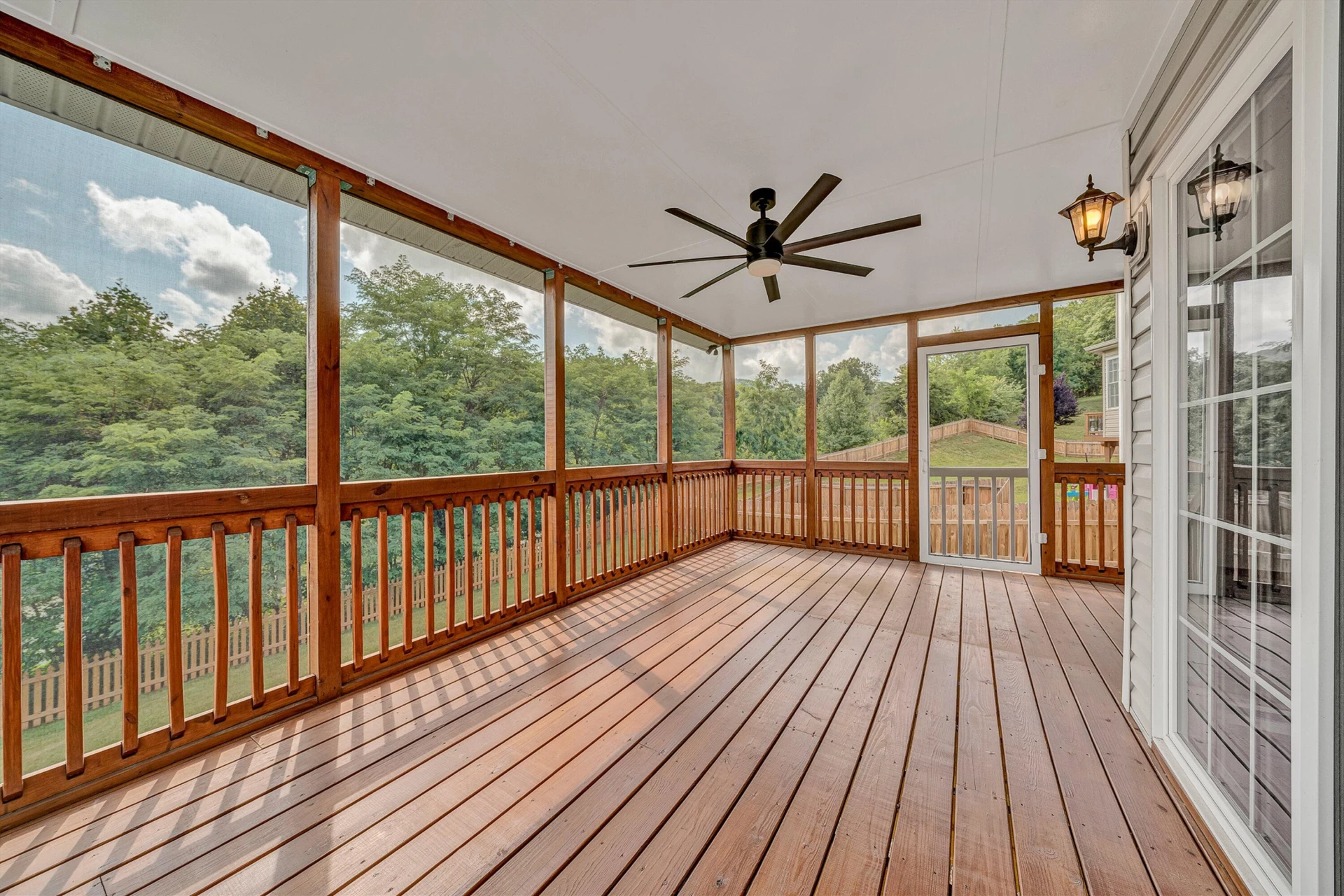 6316 Sandhurst DR - Photo 22