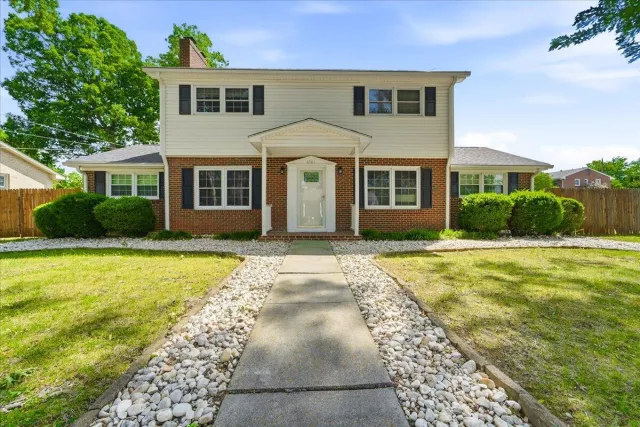 6701 Oleander CIR