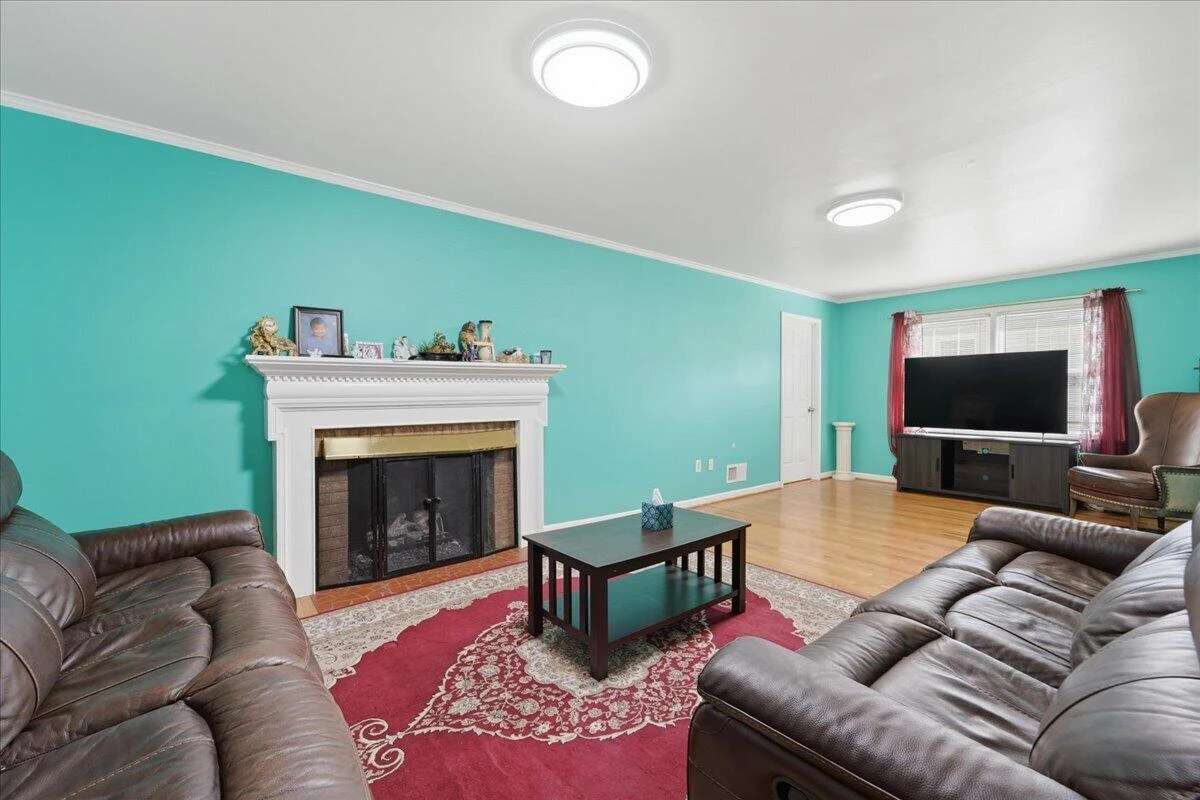 6701 Oleander CIR - Photo 11