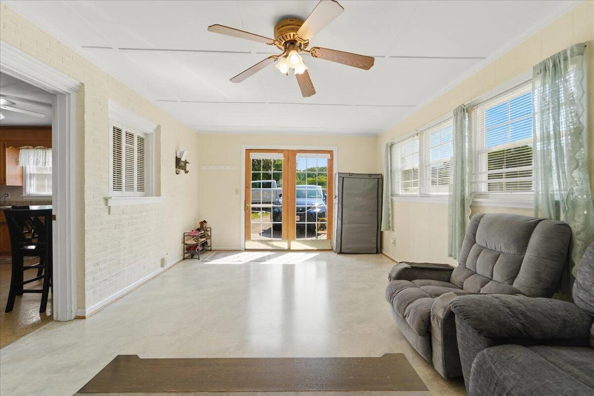 6701 Oleander CIR - Photo 17