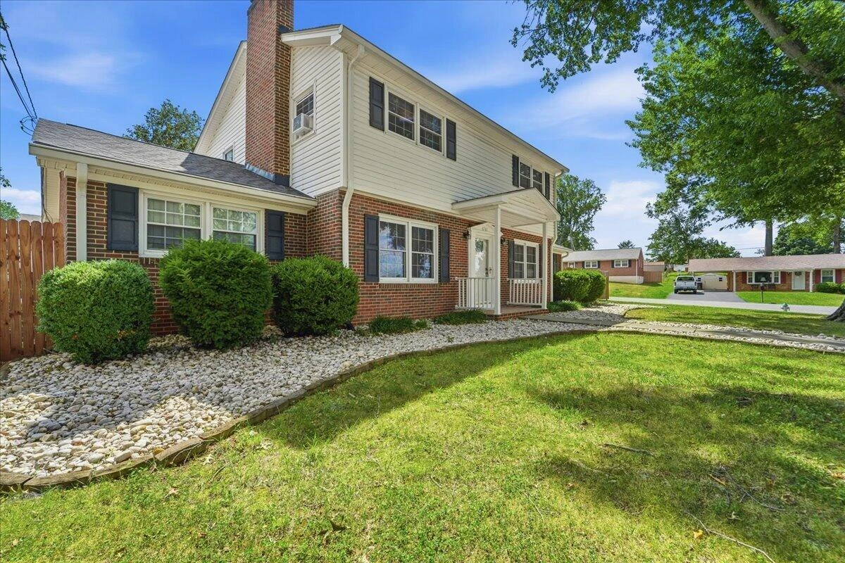 6701 Oleander CIR - Photo 3