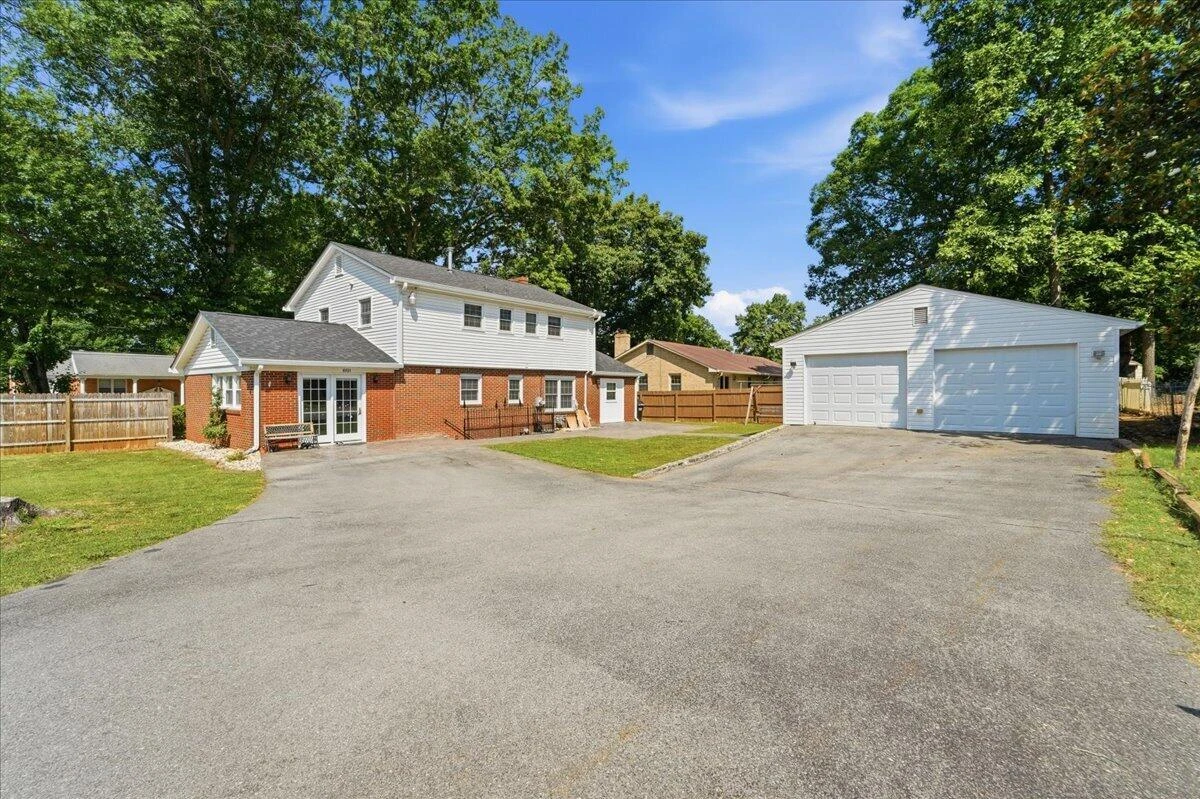6701 Oleander CIR - Photo 31