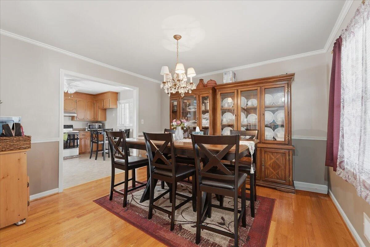 6701 Oleander CIR - Photo 5