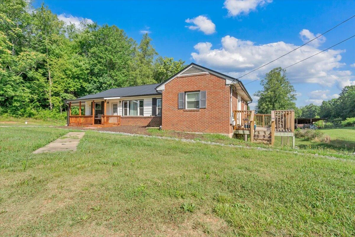 4407 Figsboro RD - Photo 2