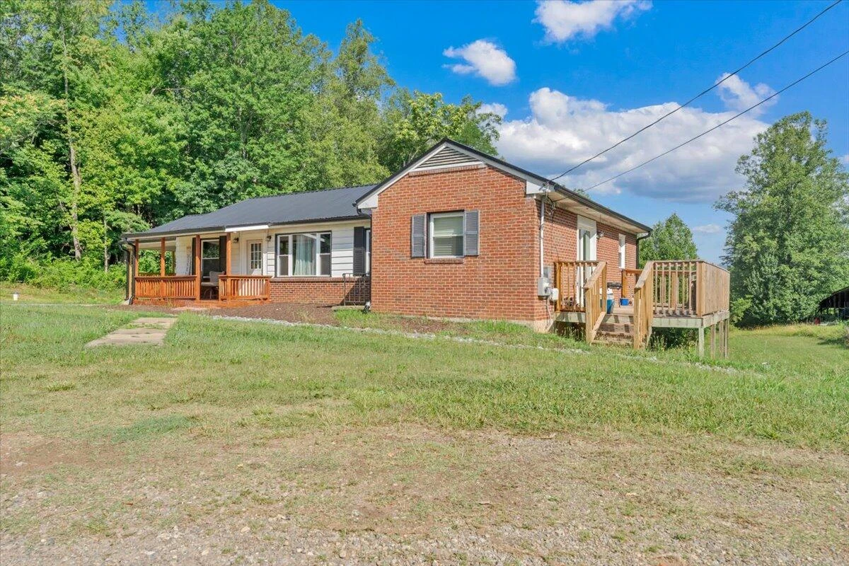 4407 Figsboro RD - Photo 3