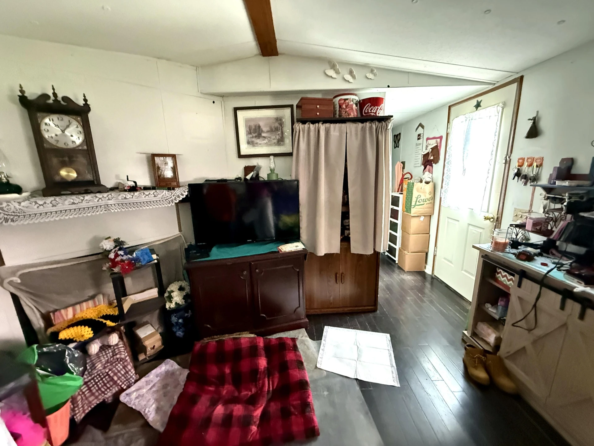 1059 Hill Valley RD - Photo 2