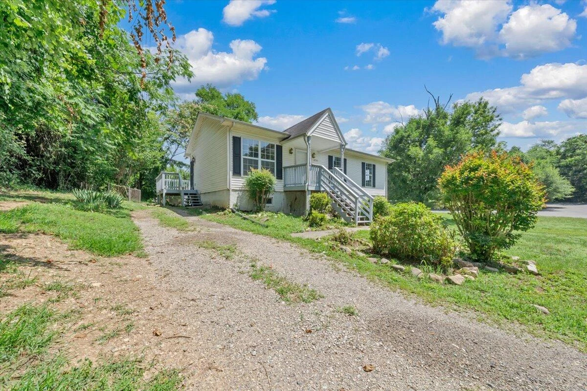 2703 Fairland RD NW - Photo 31