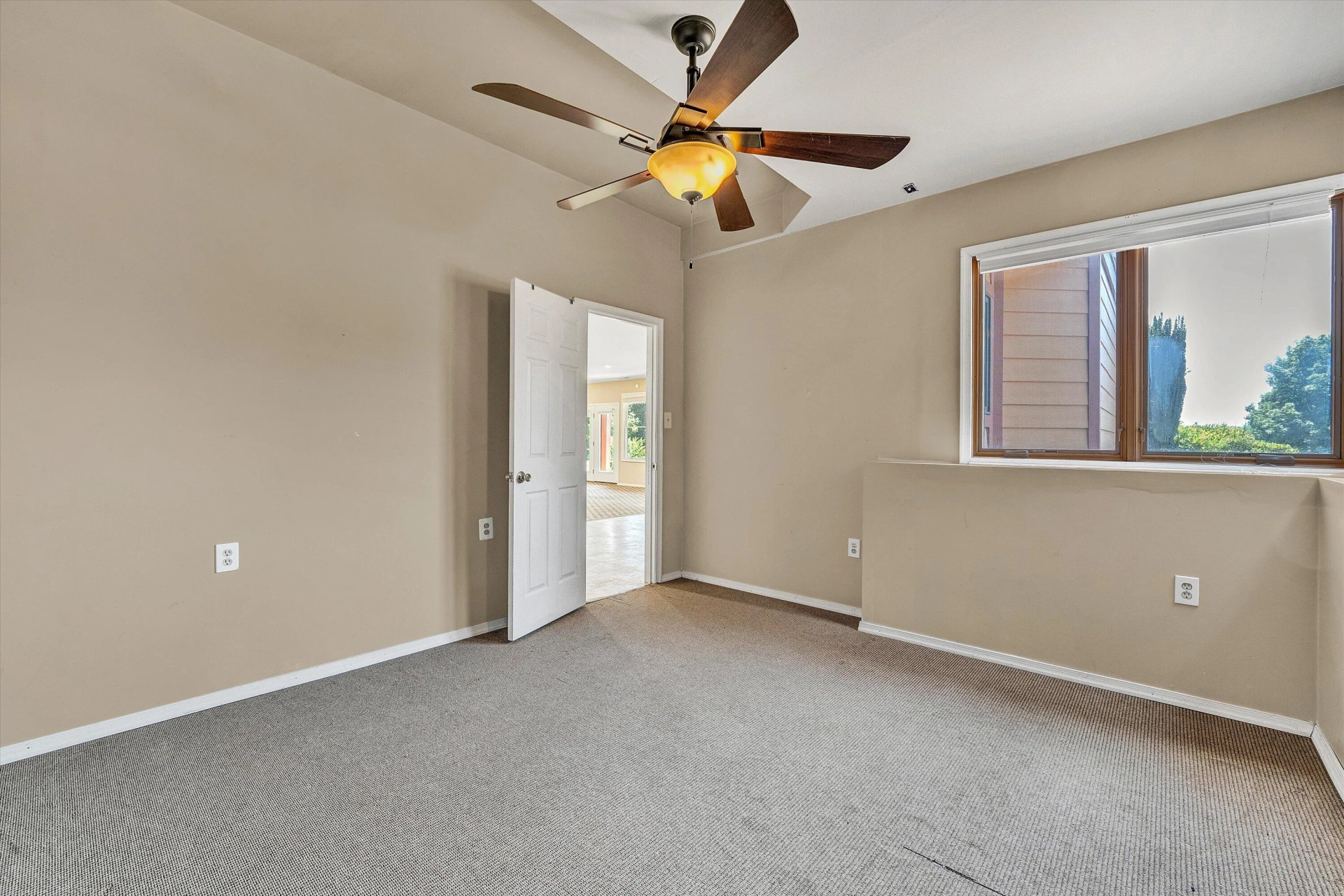 209 Park Shores CIR - Photo 33