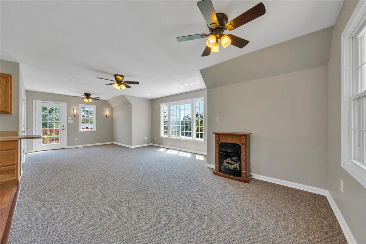 1157 Lakeland Pines DR - Photo 48