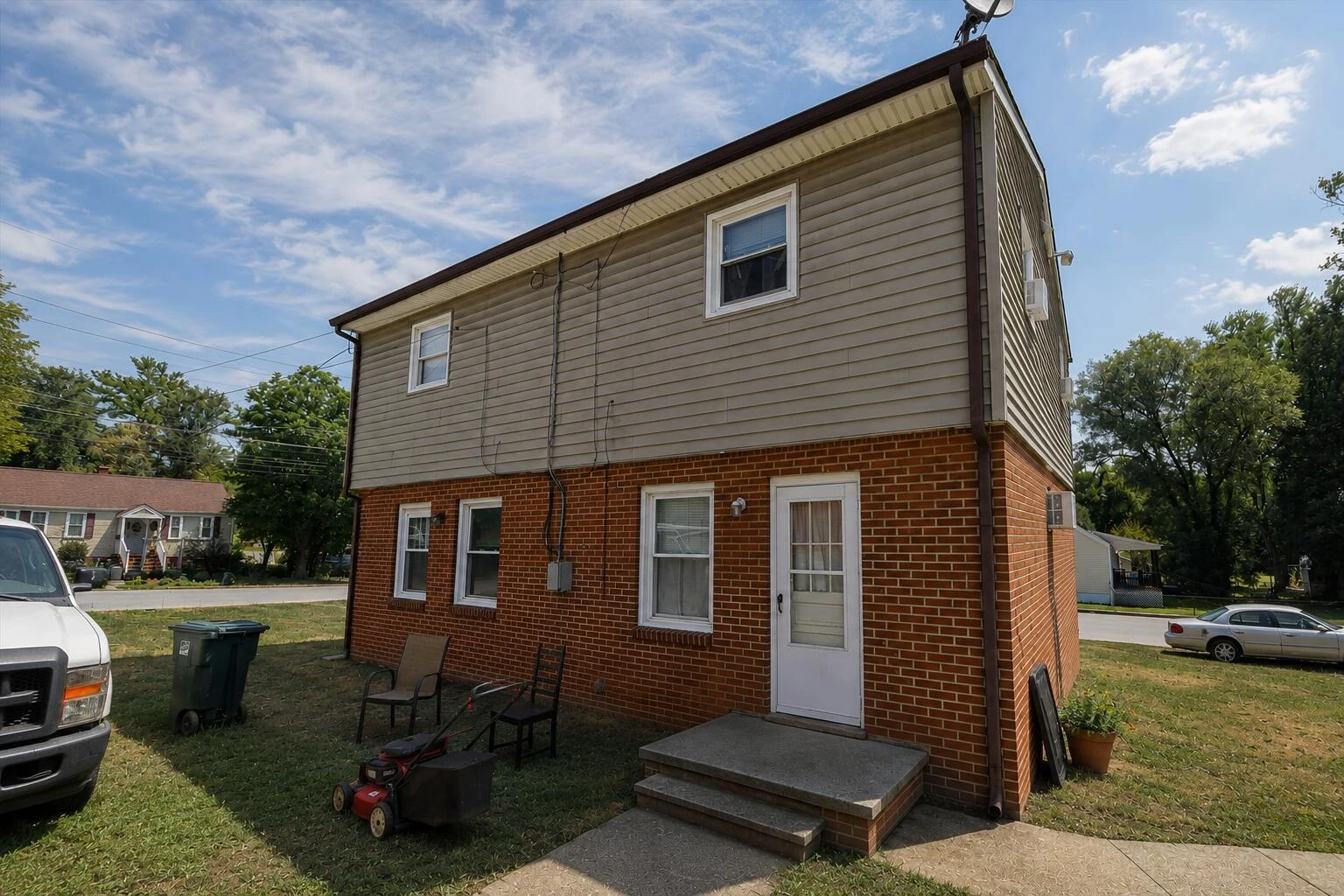 2020, 2022 Courtland RD NE - Photo 13