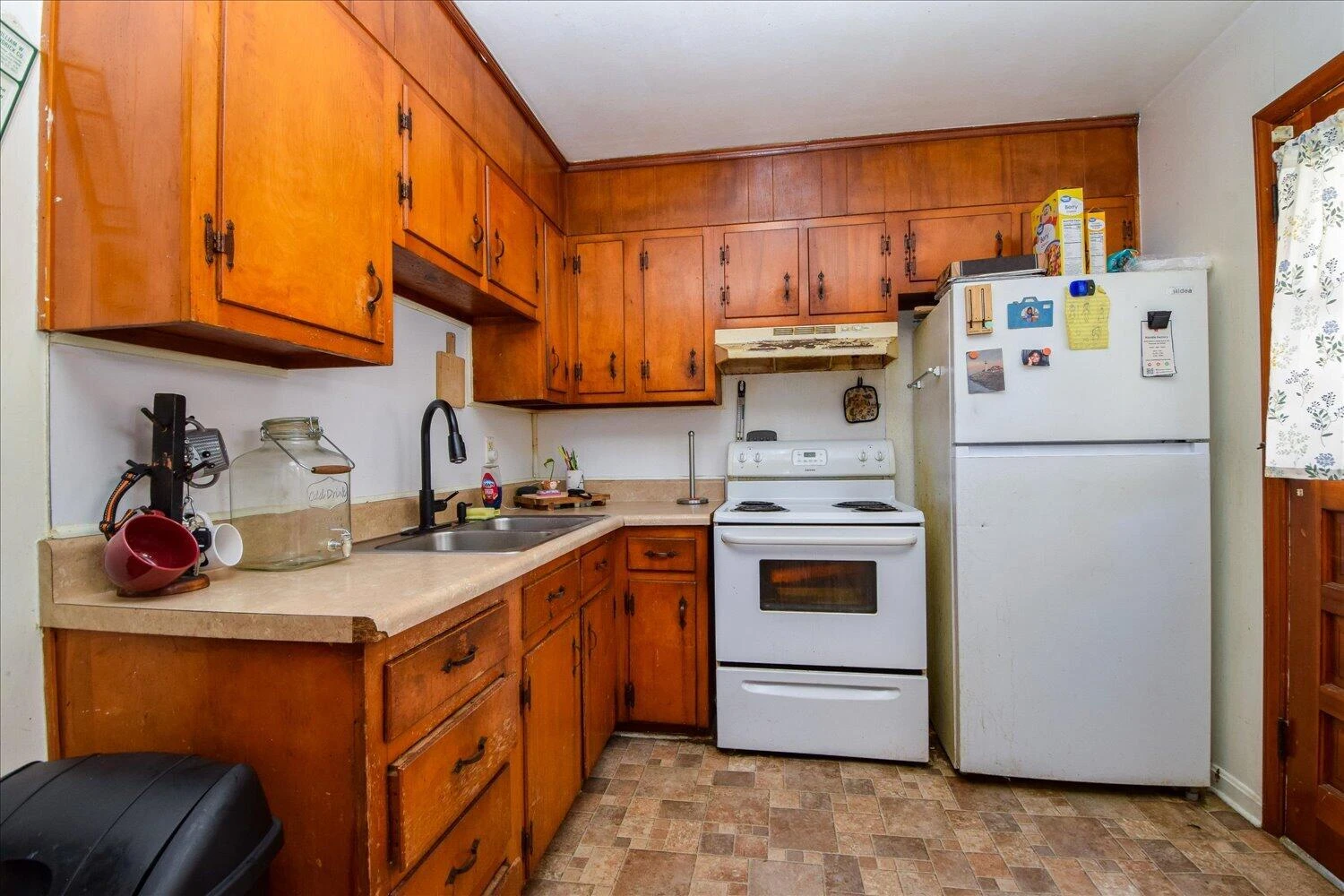 2020, 2022 Courtland RD NE - Photo 5