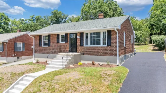 1745 Morwanda ST NW, Salem, VA, 24153
