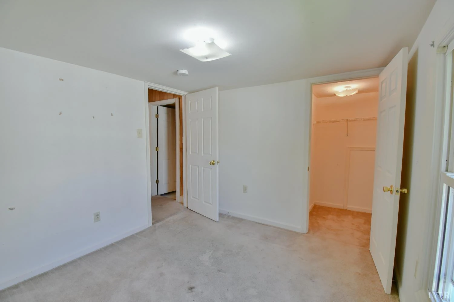 403 W King ST - Photo 15