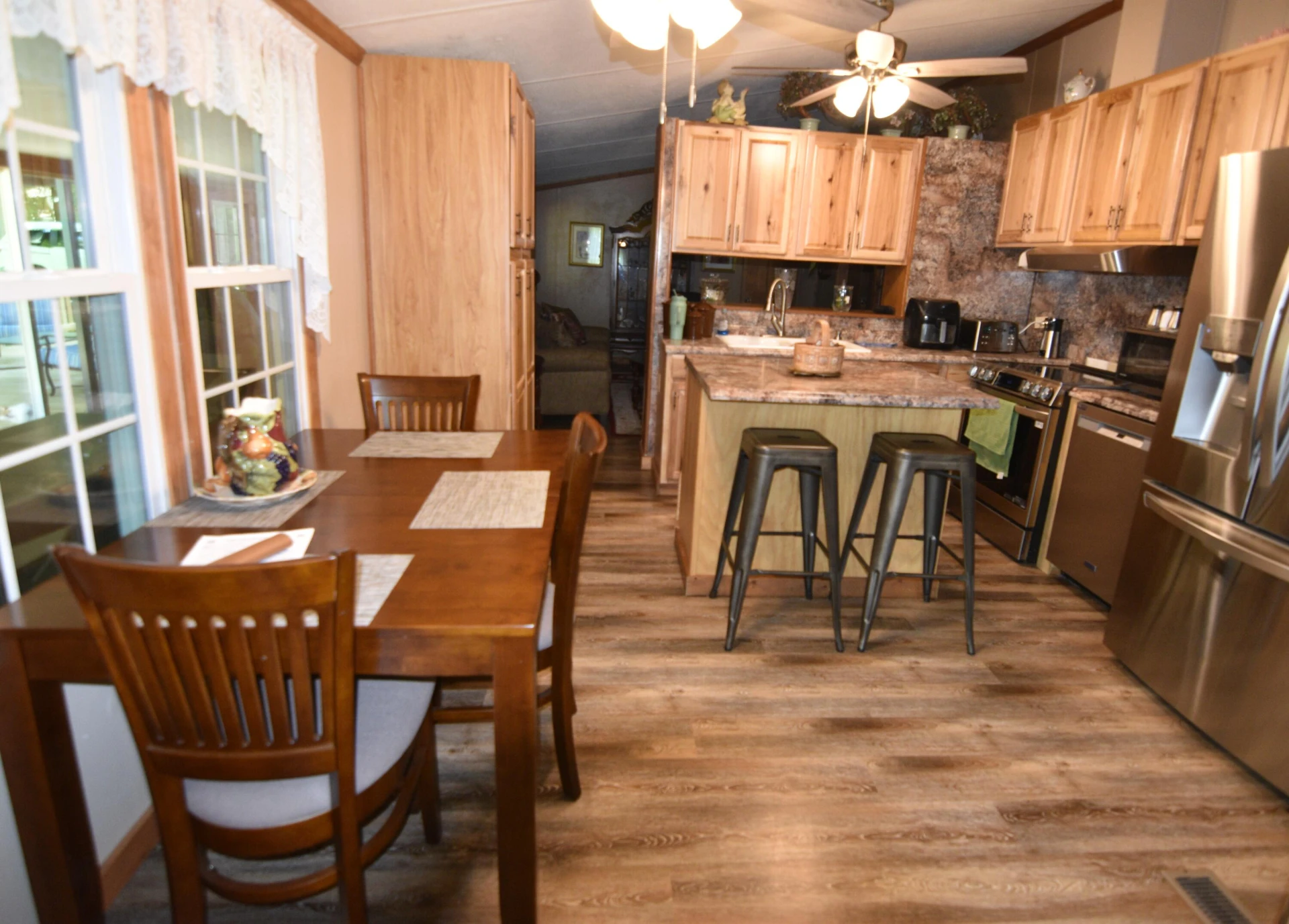 326 Rogers RD - Photo 15