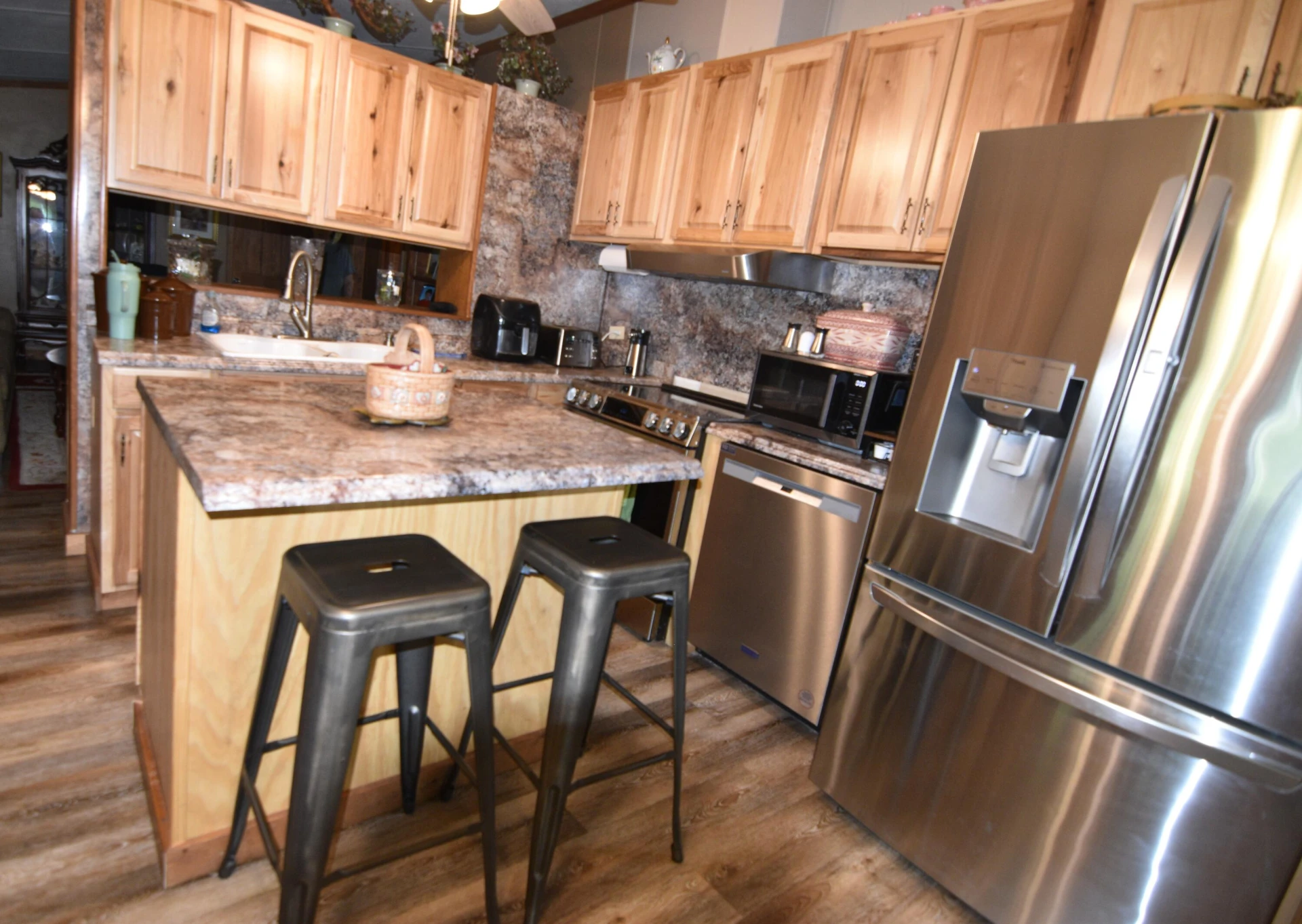 326 Rogers RD - Photo 16