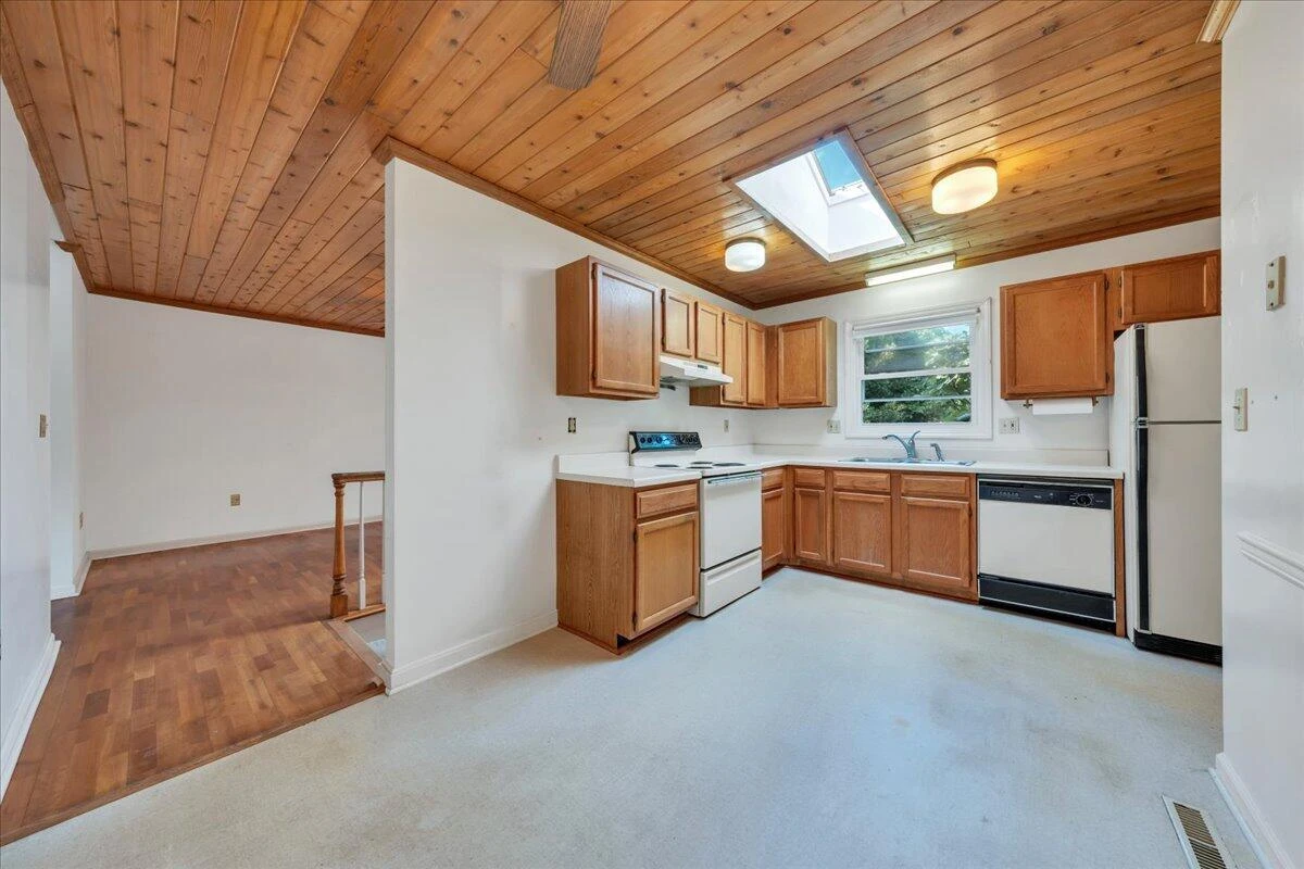 7834 Barrens RD - Photo 14
