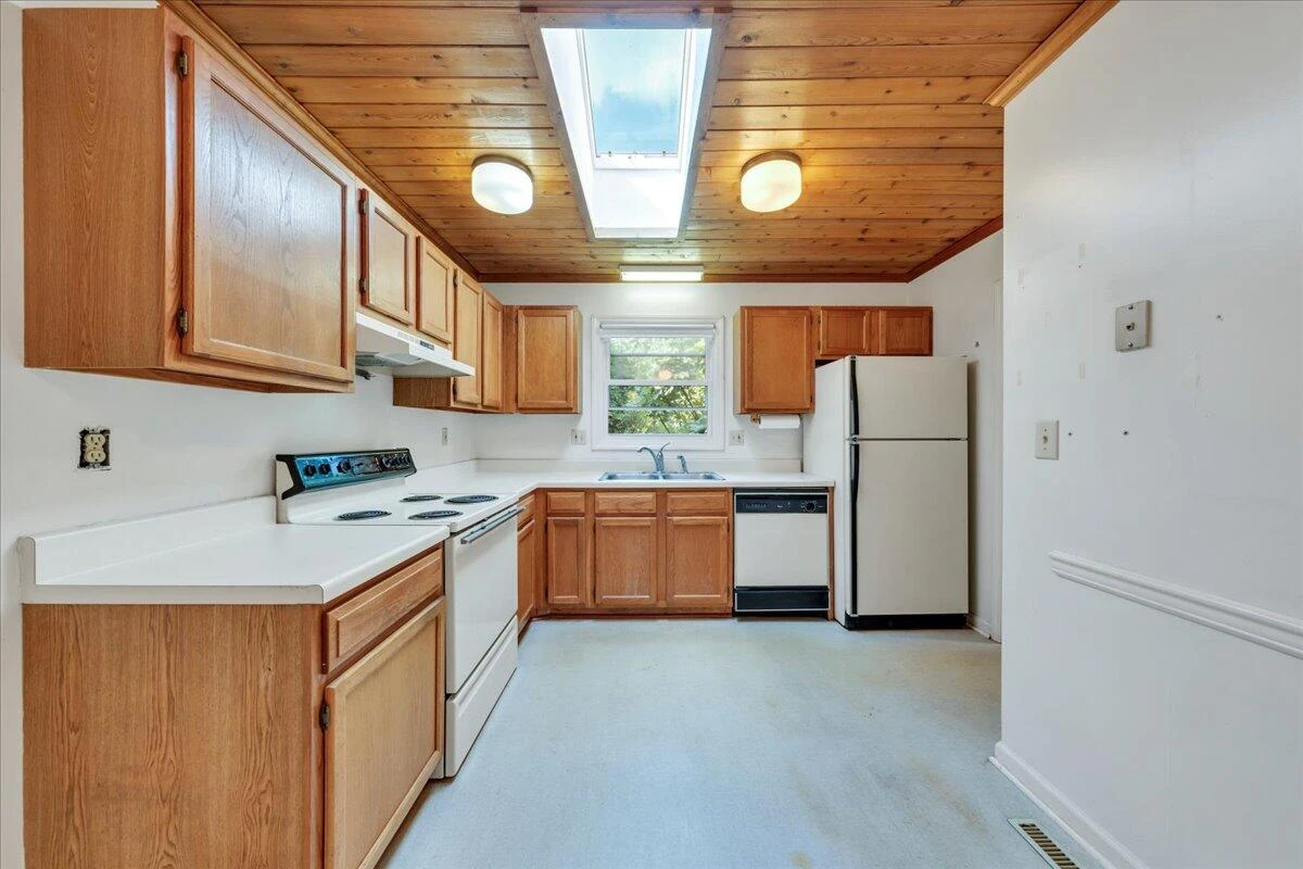 7834 Barrens RD - Photo 15