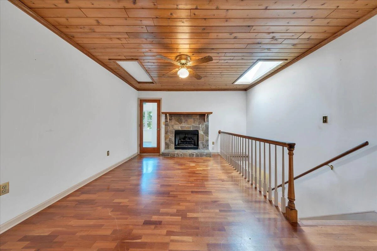 7834 Barrens RD - Photo 7