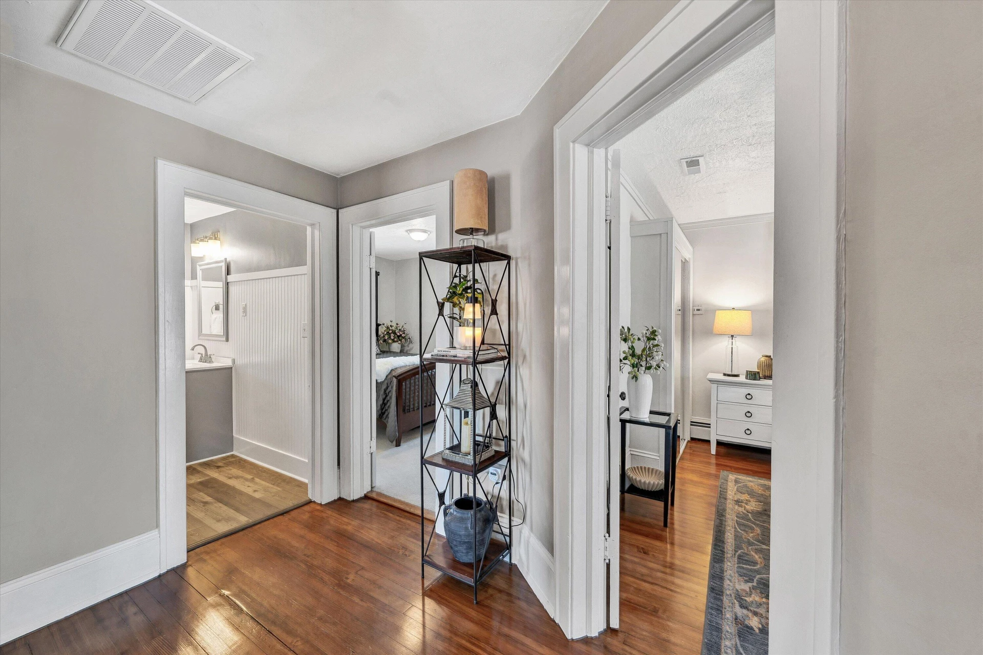 880 Washington AVE - Photo 23