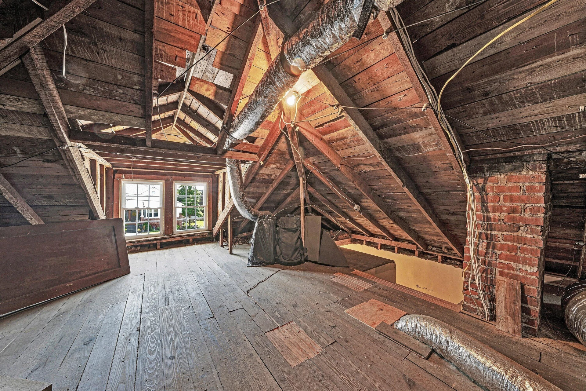 880 Washington AVE - Photo 37
