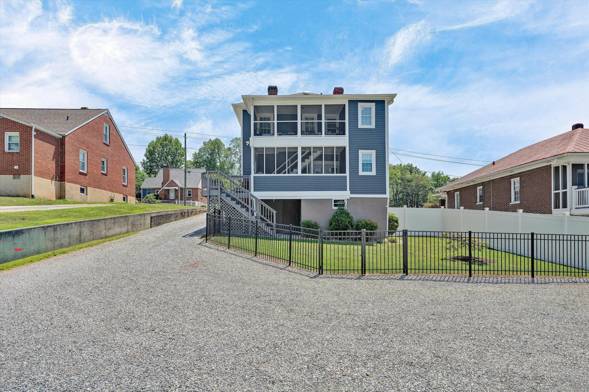880 Washington AVE - Photo 39