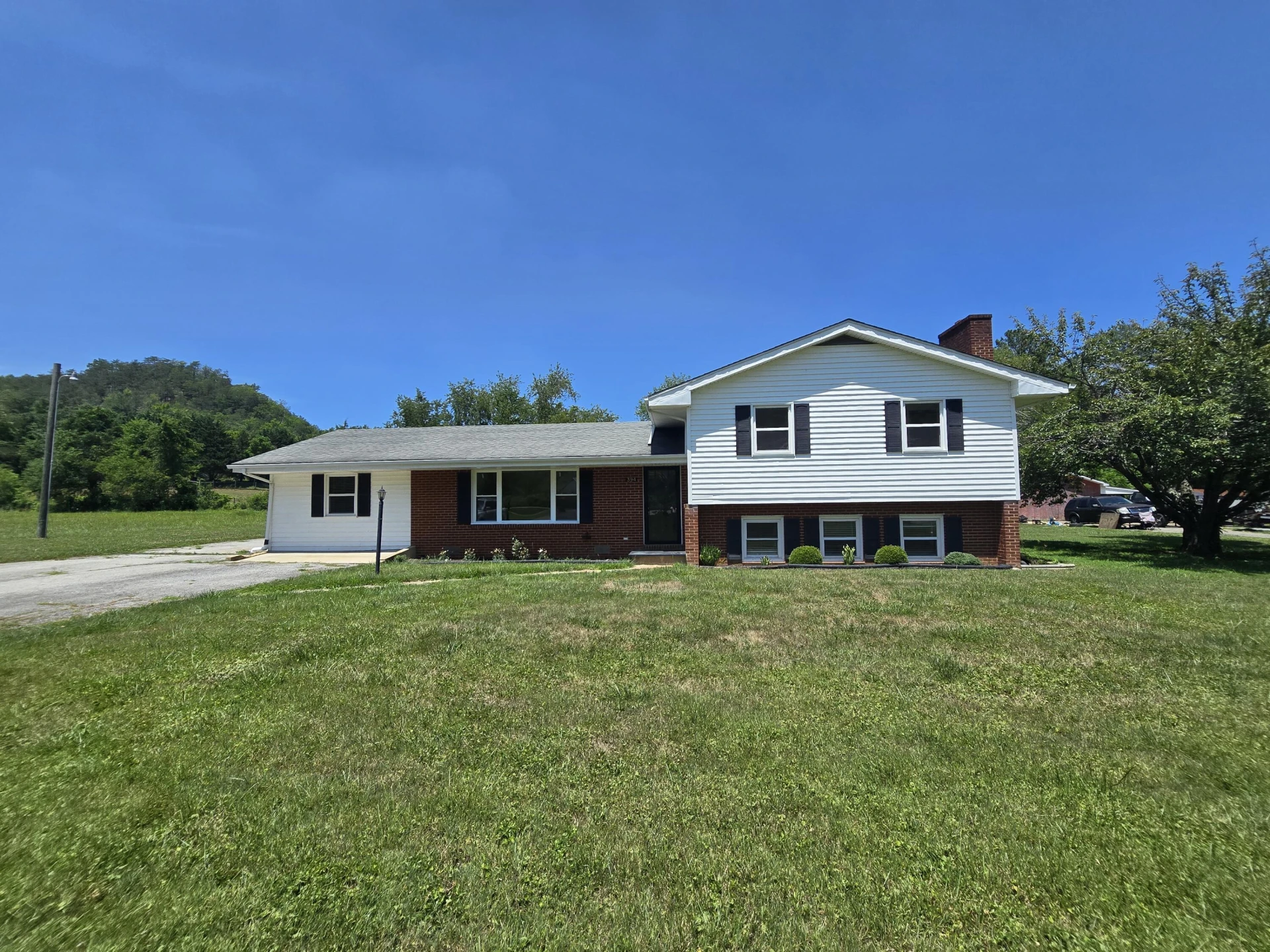 394 Craig Creek RD - Photo 2