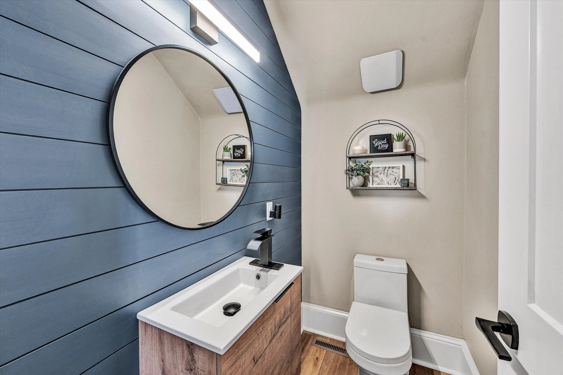 880 E Washington AVE - Photo 12