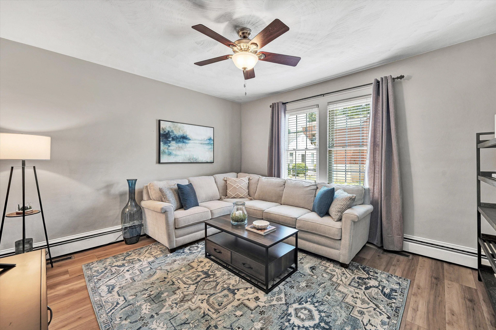 880 E Washington AVE - Photo 13