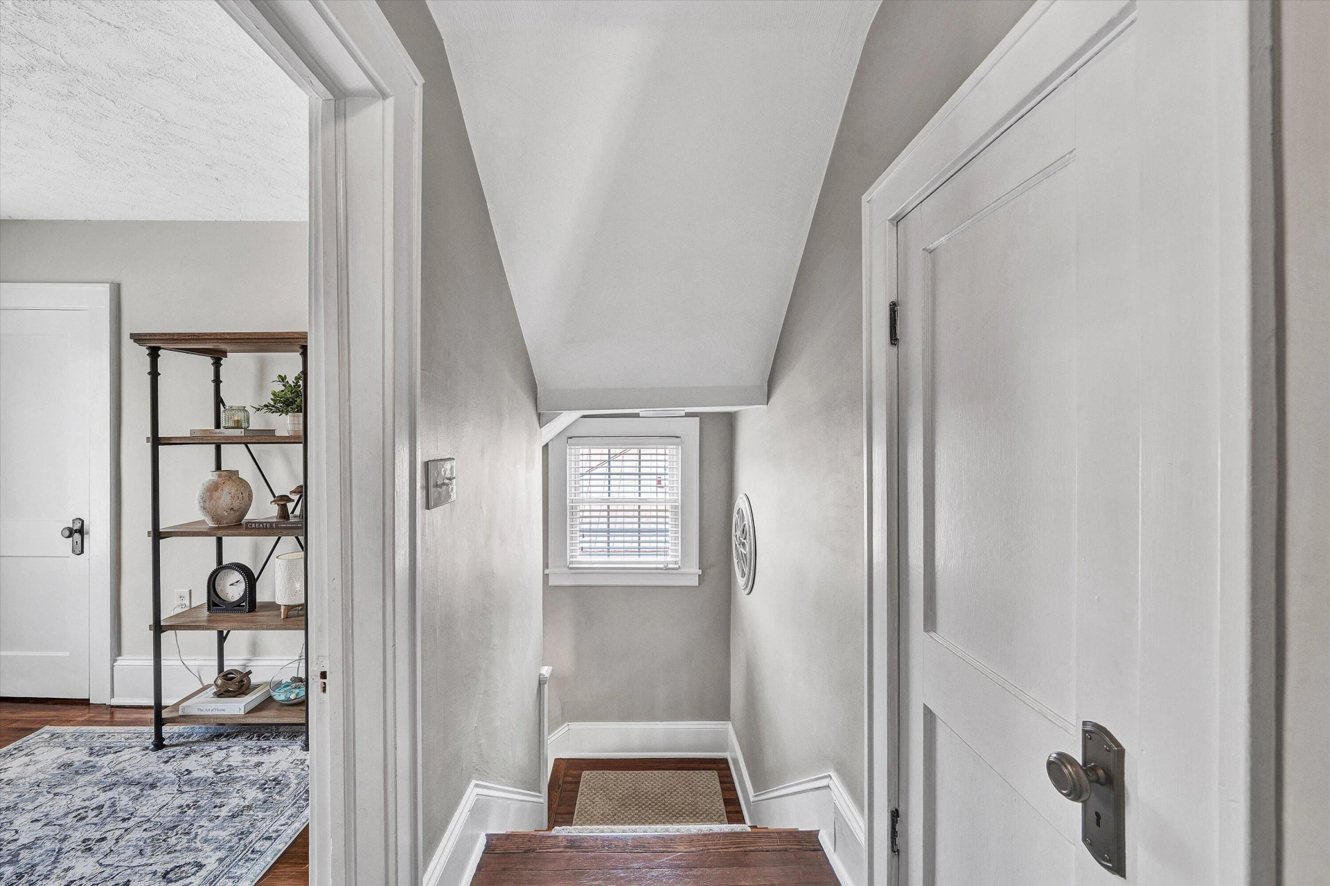 880 E Washington AVE - Photo 22