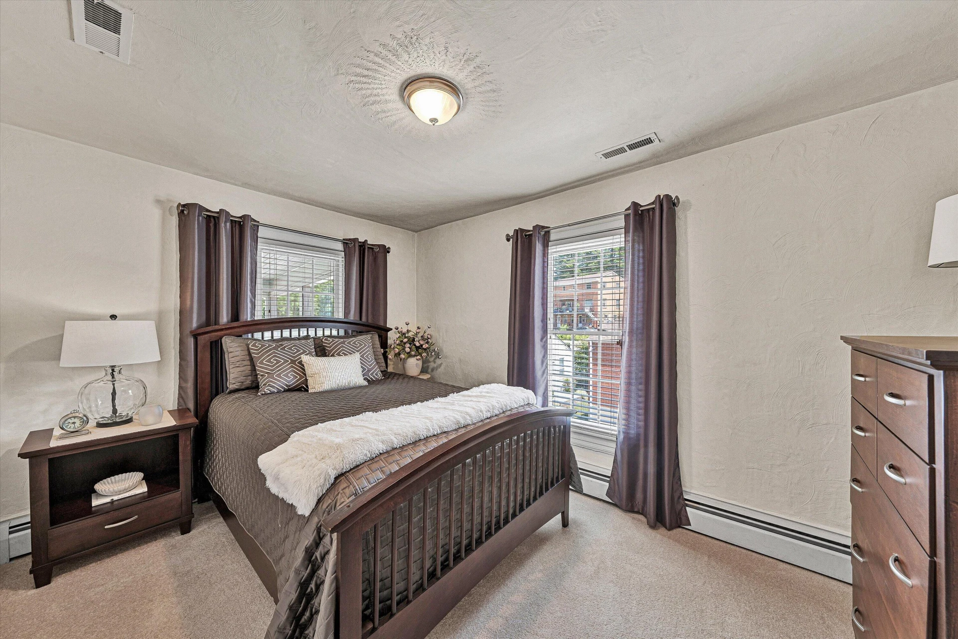 880 E Washington AVE - Photo 26