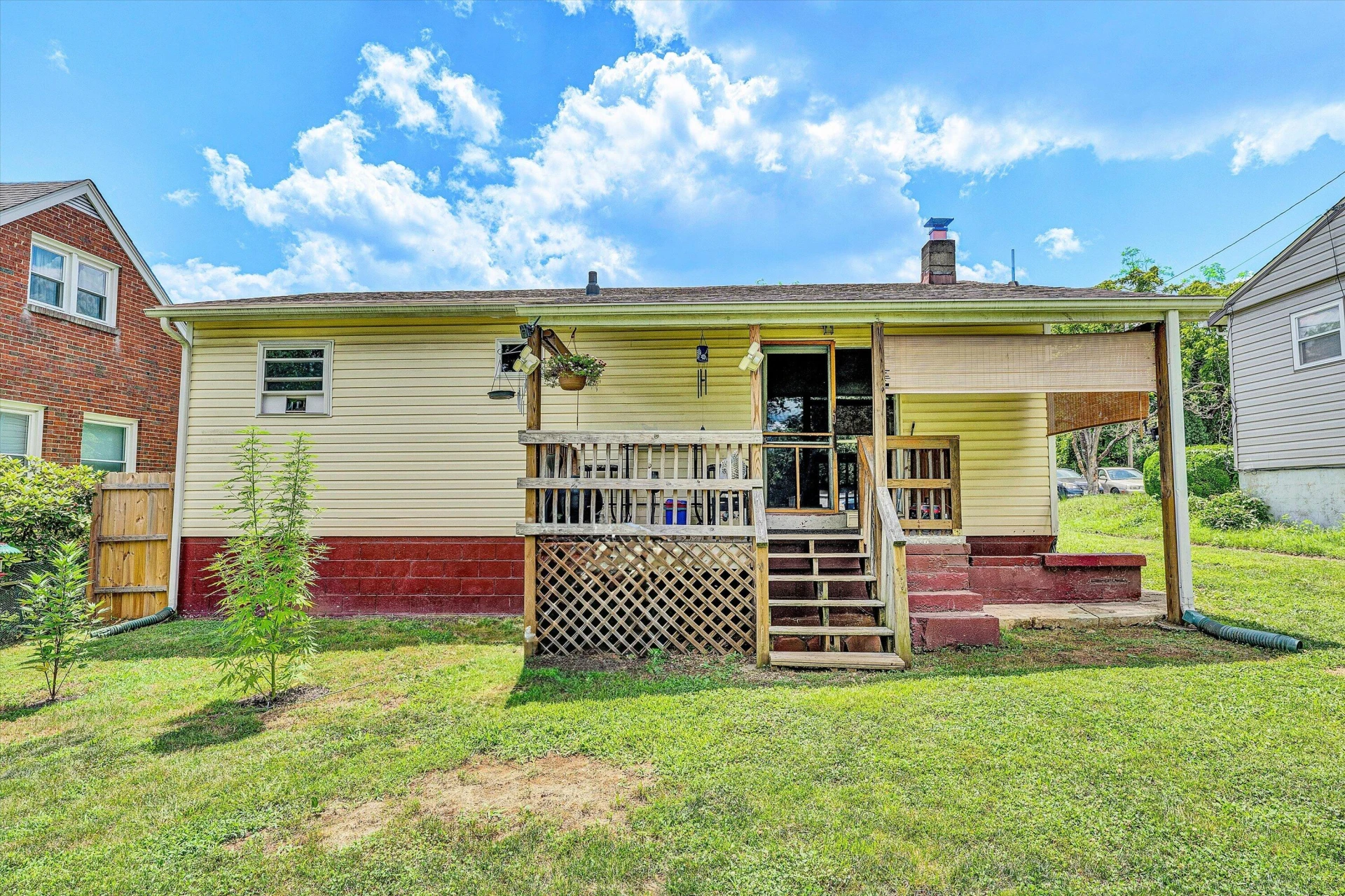 2252 Kenwood BLVD SE - Photo 16