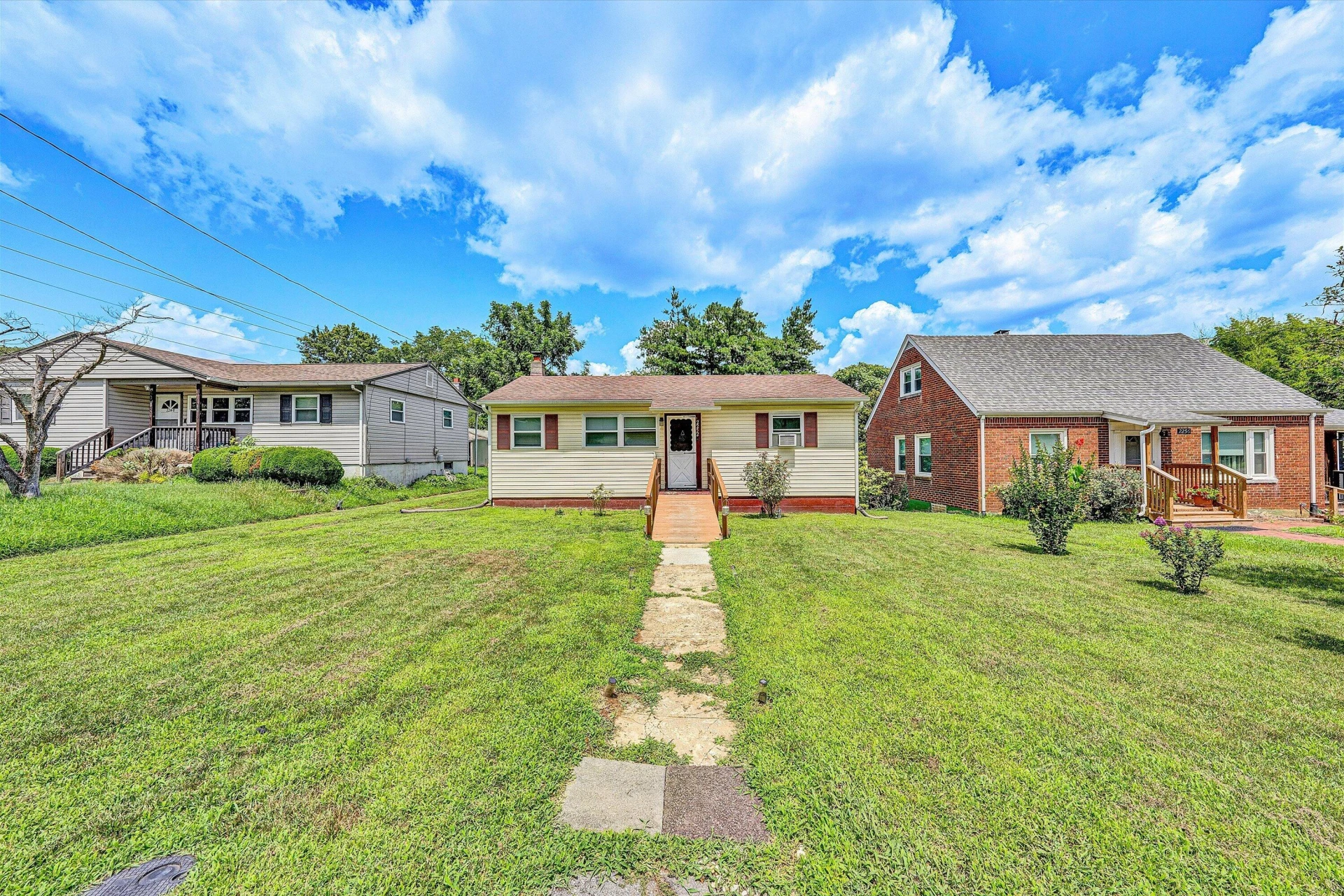 2252 Kenwood BLVD SE - Photo 22