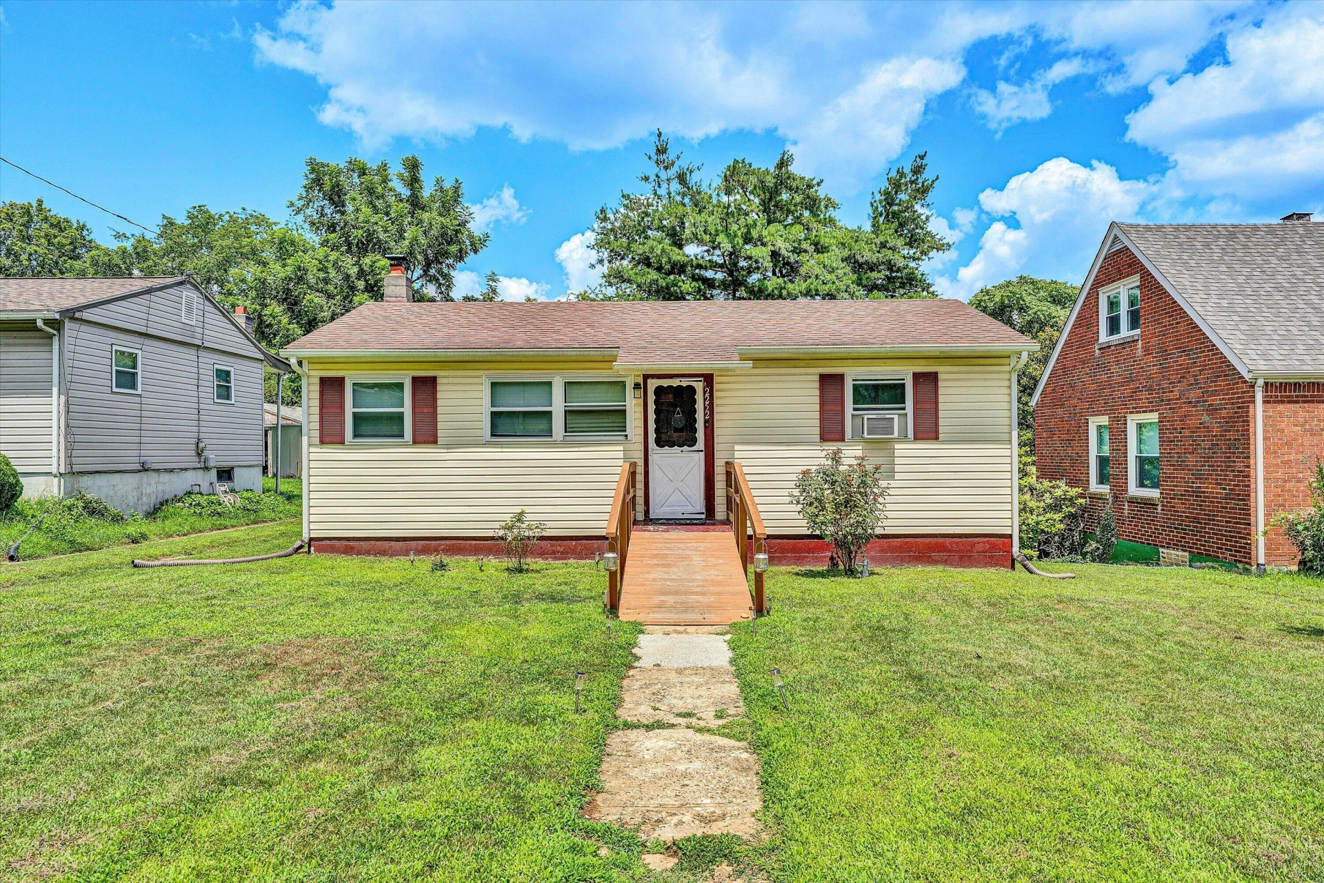 2252 Kenwood BLVD SE - Photo 23