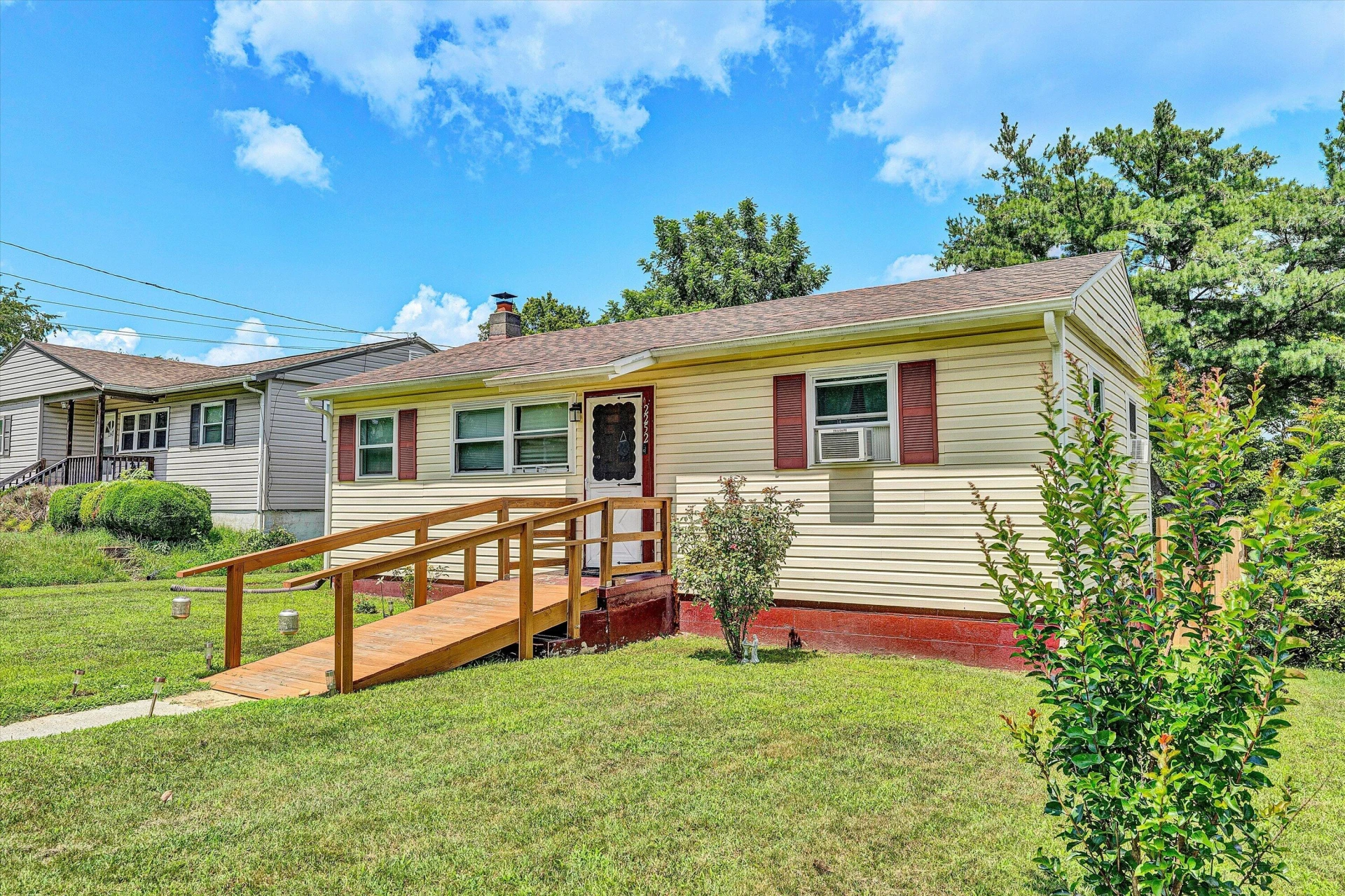 2252 Kenwood BLVD SE - Photo 24