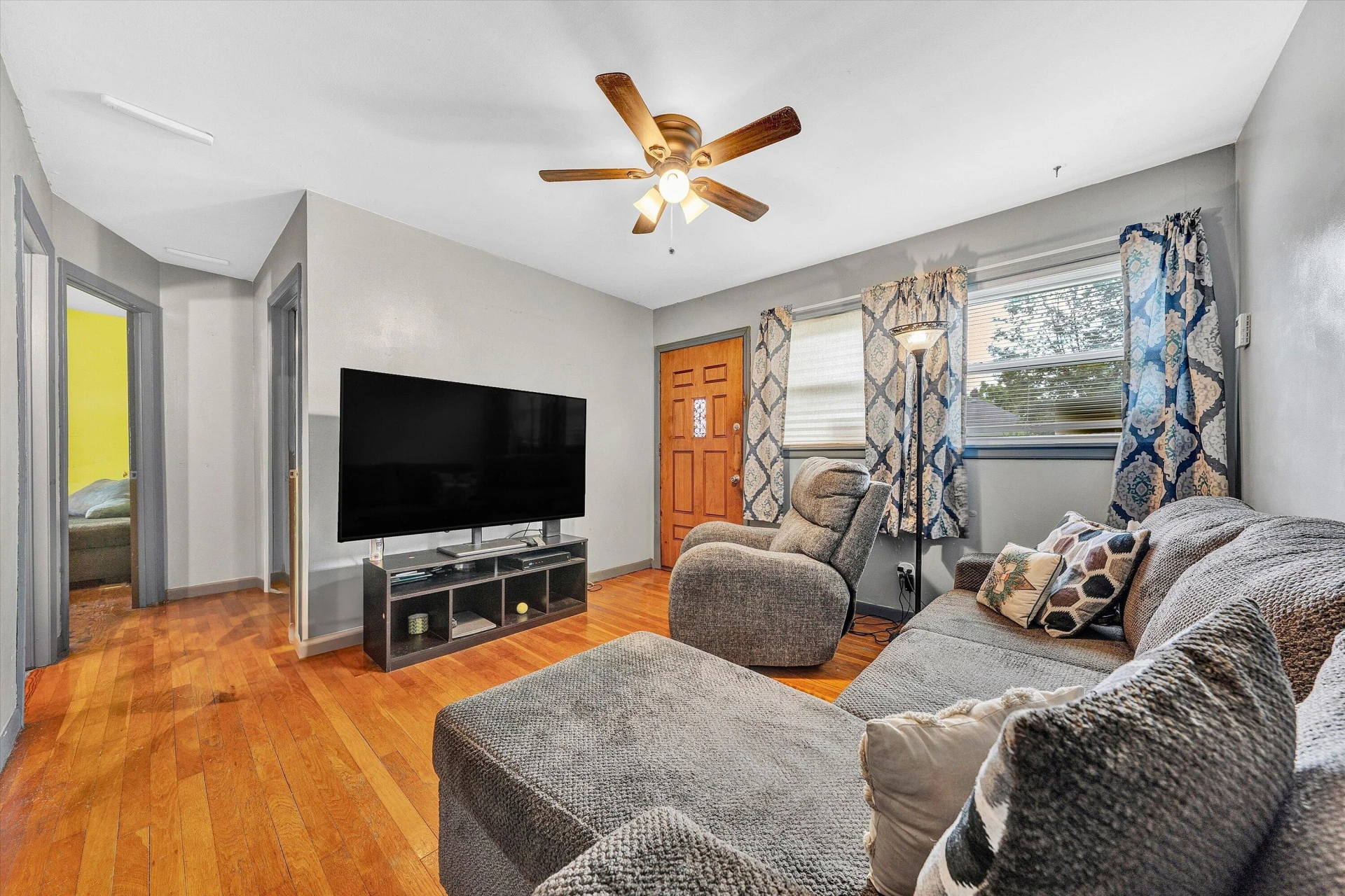 2252 Kenwood BLVD SE - Photo 26